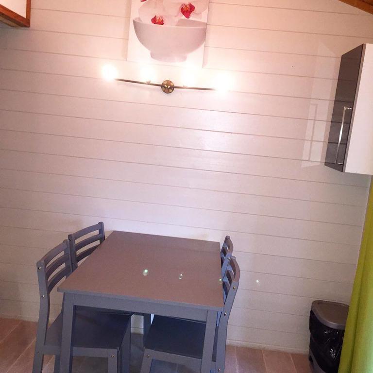 Camping La Simioune En Provence Bollene Bagian luar foto
